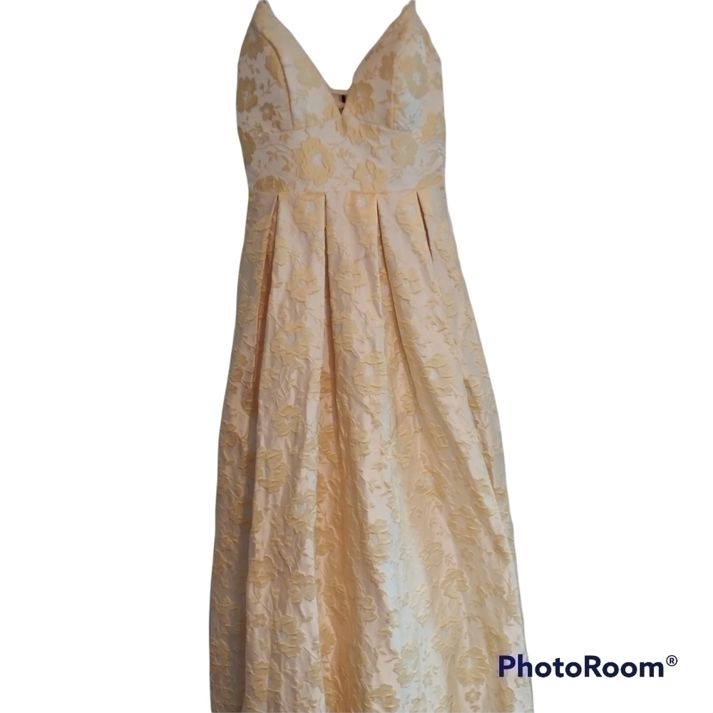 NEW Trixxi  Floral Jacquard Gown Yellow/Silver Long Formal Sz 0 Juniors - Picture 3 of 9